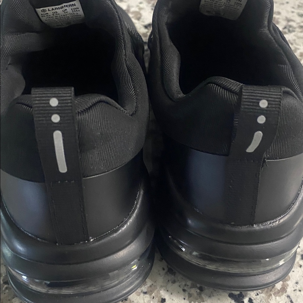 Brand: LARNMERN
LARNMERN Non Slip Kitchen Work Shoes Men C - Picture 6 of 9